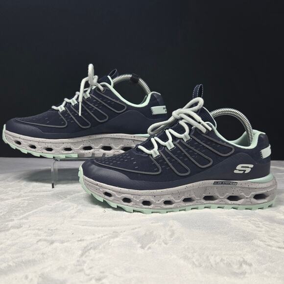 Skechers Womens 8.5 Glide Step Trail Outdoor All Terrain Navy Blue EUC - Picture 1 of 9